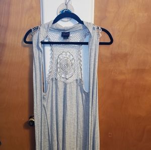 Torrid sleeveless shrug